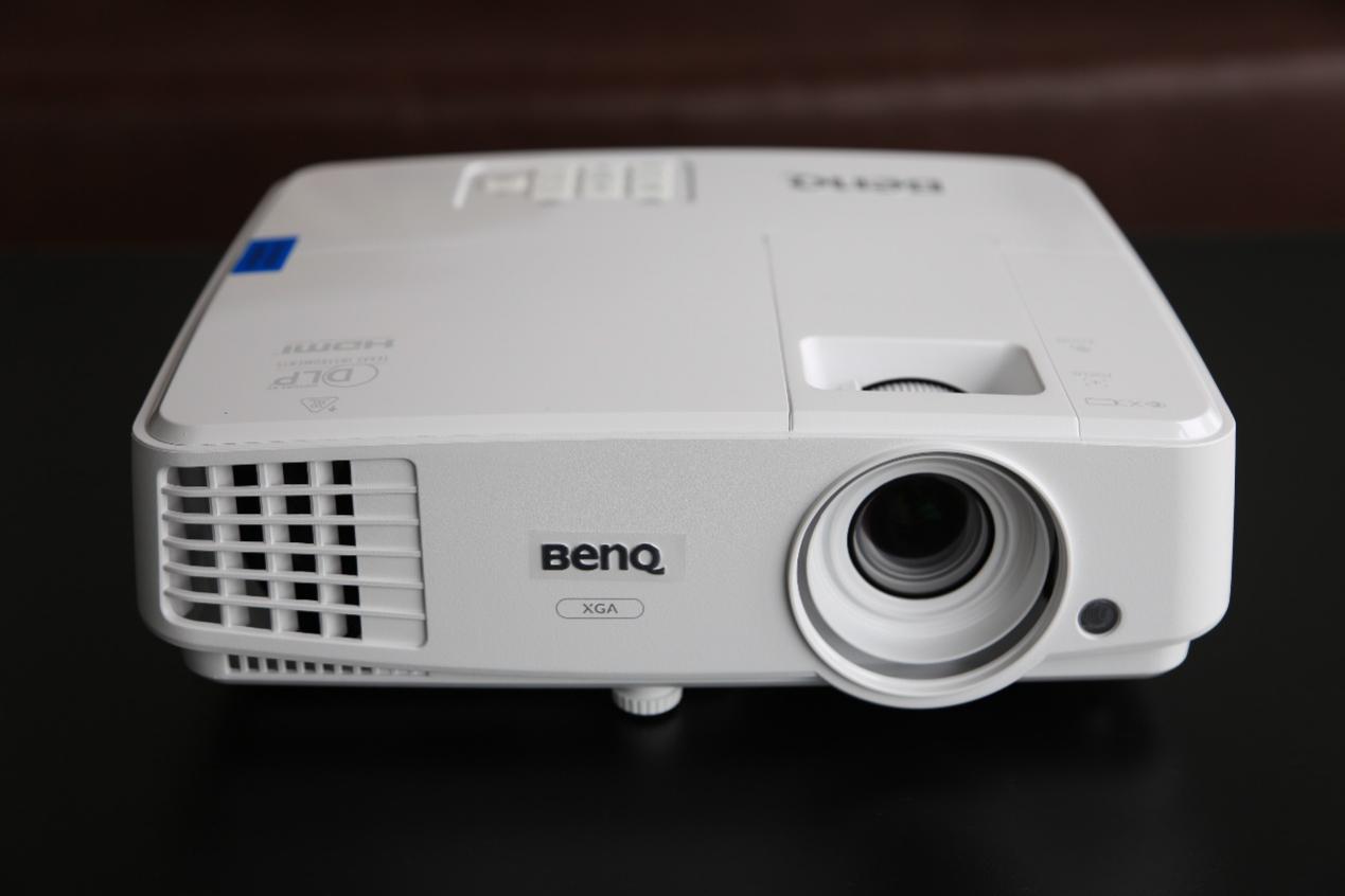 明基e500怎么连接电脑投屏,明基e500s可以入手家用吗