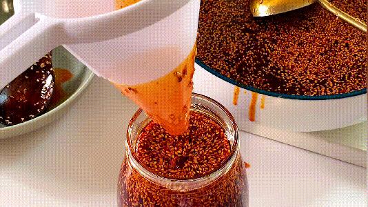 凉拌红油辣椒制作方法,长沙凉菜红油辣椒配方