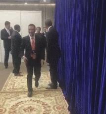 微商梵蜜琳靠姐姐们乘风破浪了吗,梵蜜琳谈微商底色