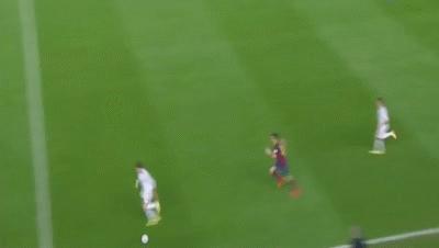 足球场豪情对抗,现役11人最强足球球员组成的阵容