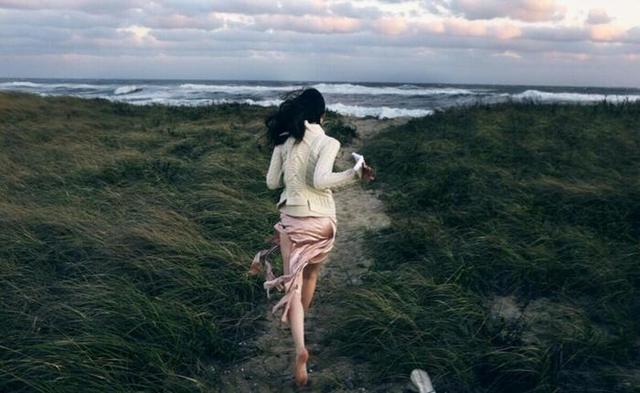 不负江河万古流,不负江河万古流是谁写的诗句