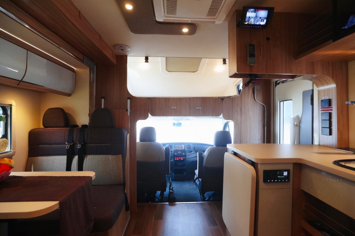 隆翠一号旗舰双拓展房车,隆翠房车3号前门版