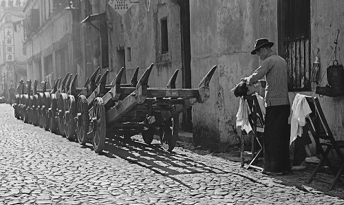 手車單車三輪車與大板車人力公共交通工具零污染