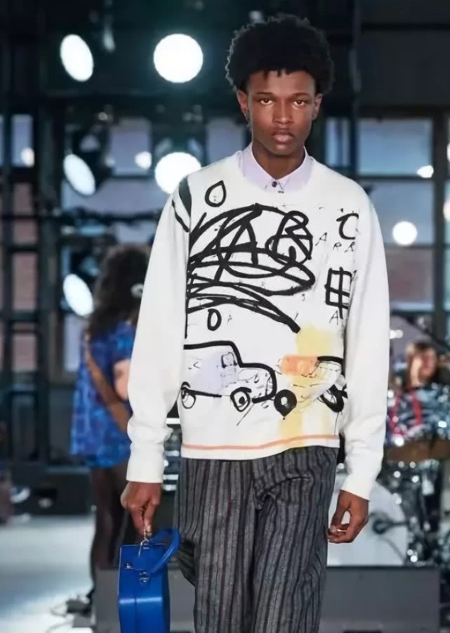 coach蔻驰联名款,蔻驰联名bape皮衣