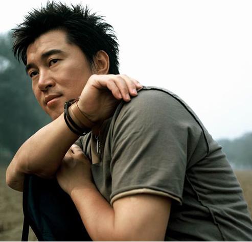 成名后抛弃两任妻子,成名后抛弃妻子迎娶白富美