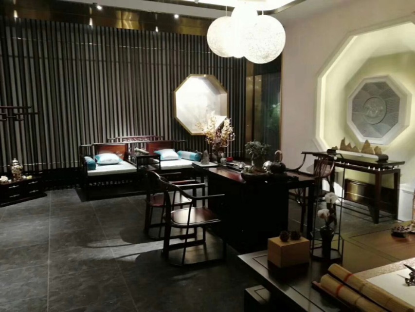 装修选实木家具好不好,客厅实木家具怎么选购最好