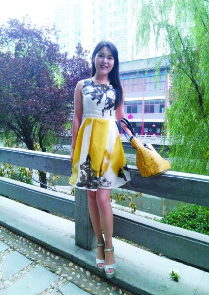 章丘第二实验小学刘贞开启一场与美的对话？舍不得讲台放不下学生