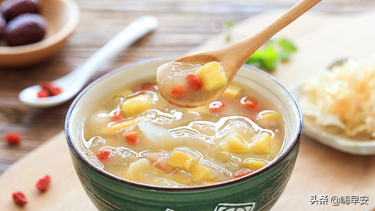 天热了喝什么能防暑降温,天气干燥降火汤怎么喝