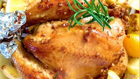 端午在家做简单开胃的柠檬烤鸡，鲜嫩多汁不油腻，在家露一手