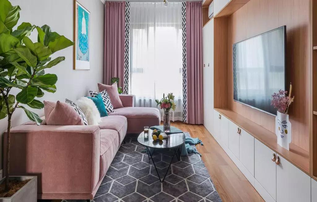 房子装修花再多钱，客厅还是沙发+茶几+电视柜，这样装修好看实用