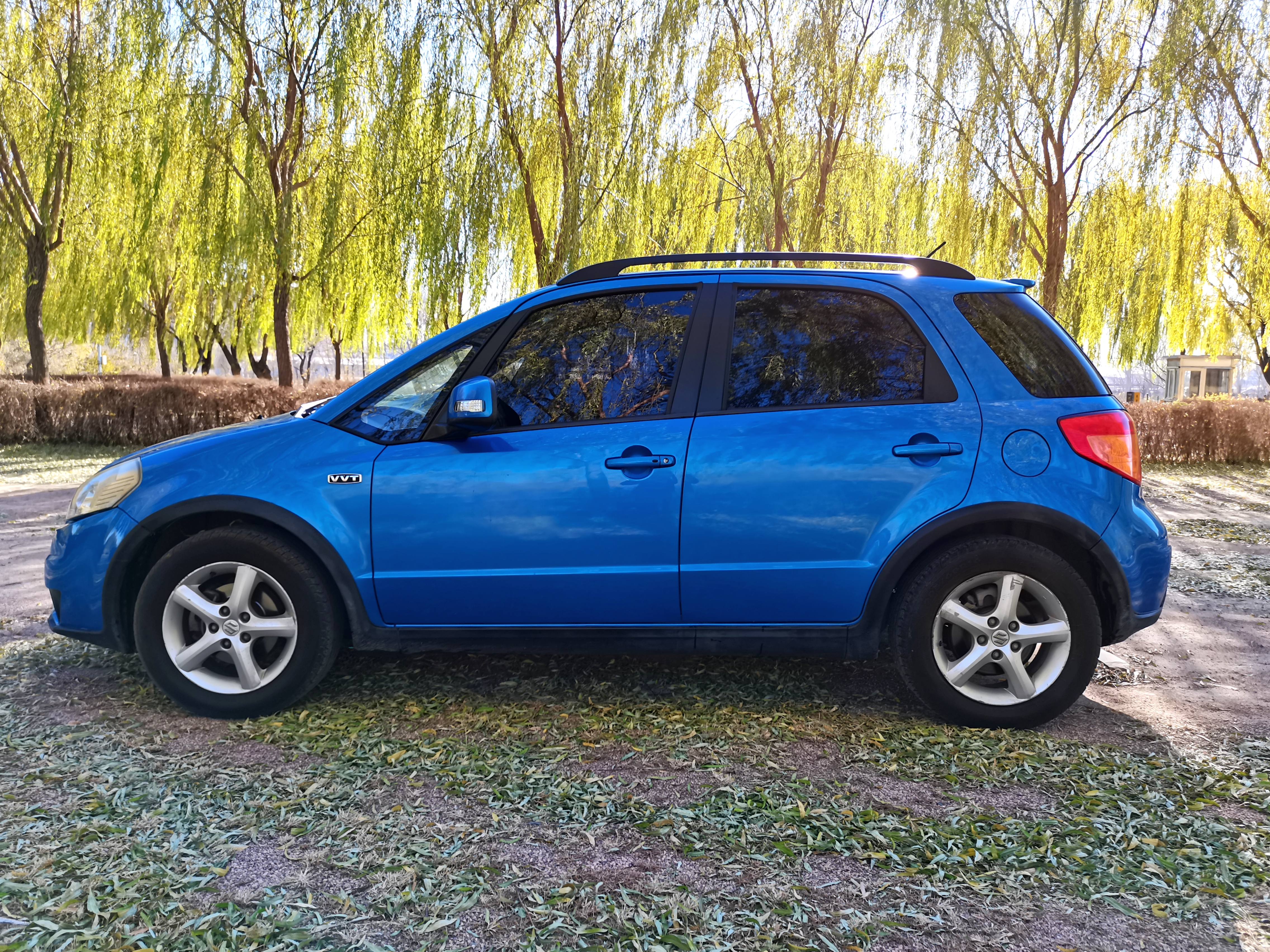 试驾测评铃木天语sx4冠军版,新款铃木sx4最新试驾