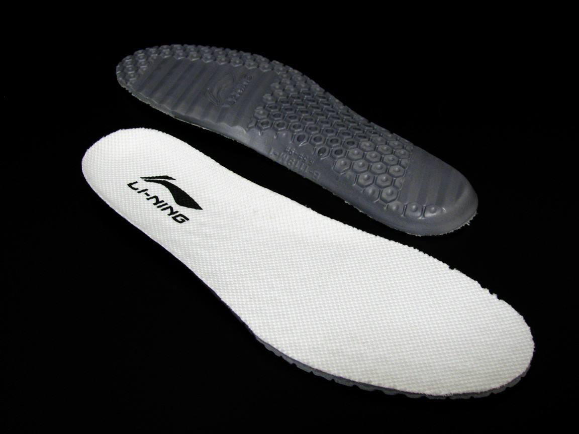 鞋子内里的鞋垫要怎么选,鞋子里的秘密有多少呢