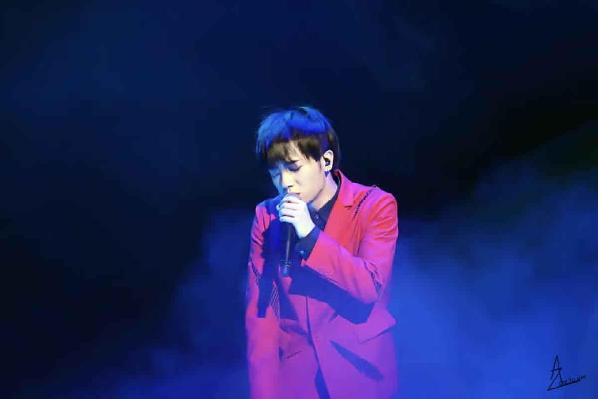 华晨宇阳光男孩,音乐鬼才华晨宇努力与天赋并存