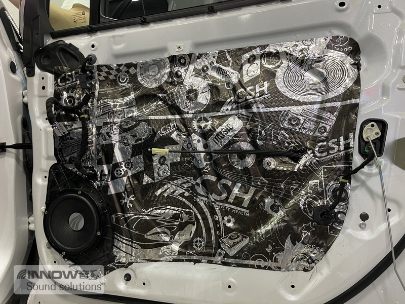 凯迪拉克xt5音响改装dj震撼效果,凯迪拉克xt5bose汽车音响