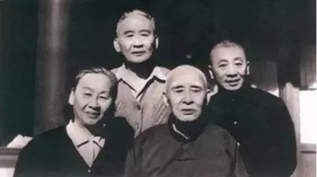 著名作家叶圣陶,叶圣陶先生个人事迹