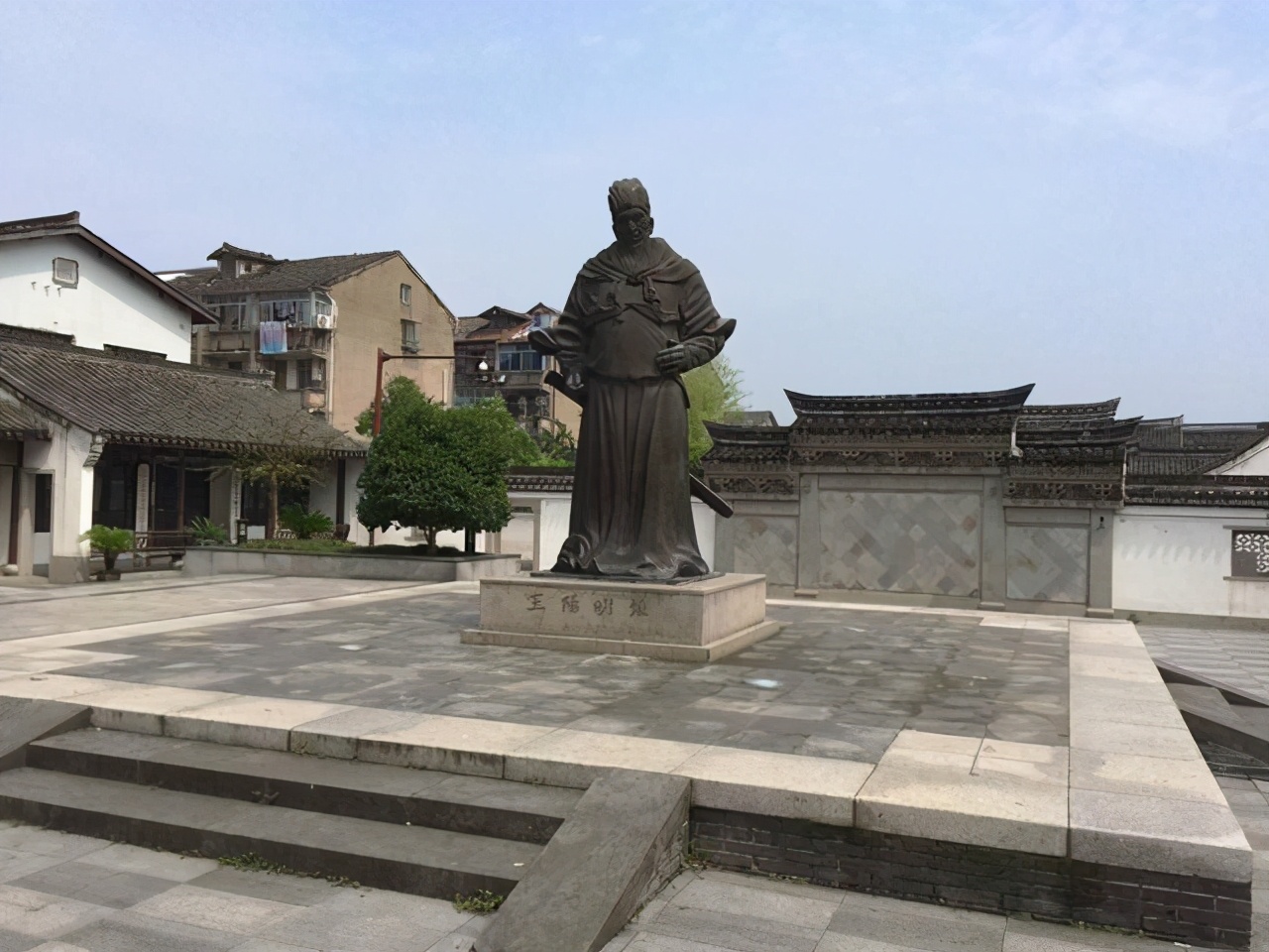 描写中秋节的古诗名句及诗意简短,描写中秋节的简短诗词