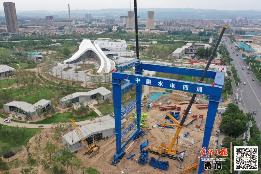 天河公园再添新景！又一钢铁巨侠安家焦作