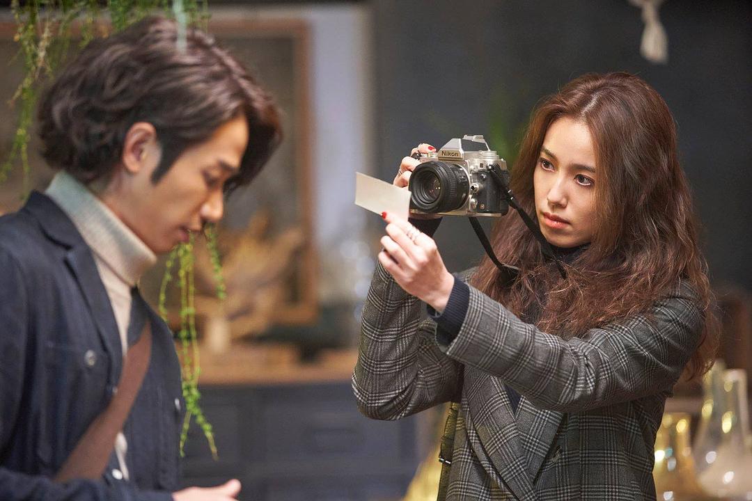 比悲伤更悲伤的故事是谁主演,比悲伤更悲伤的故事剧情详解