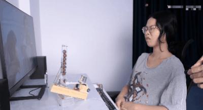 他是B站手工区鬼才，用13条视频收获近百万粉丝，曾冲上全站第一