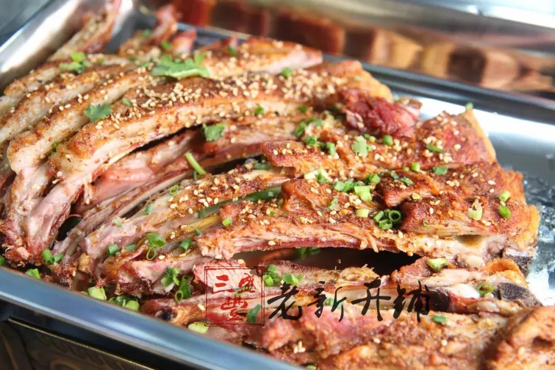 草原正宗烤全羊,长沙大草原烤全羊攻略