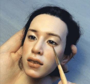 看过这位俄罗斯帅哥制作的人偶，不禁感叹：逼真得有点慎人了