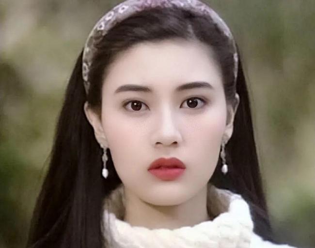 李嘉欣电影中的神仙颜值,李嘉欣一张脸就能撑起整部电影