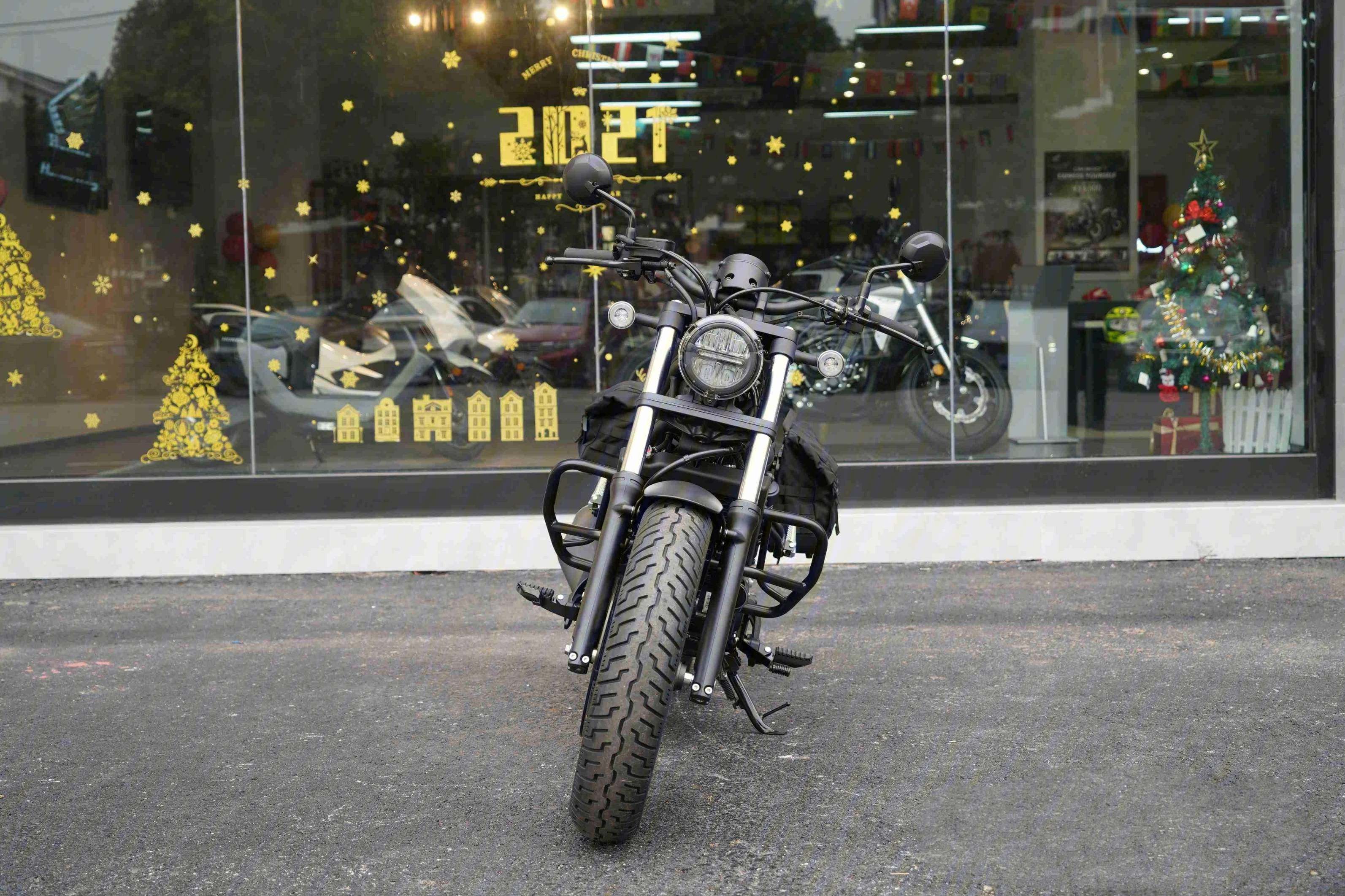 HONDACM300一款舒适而又省心的巡航入门车型