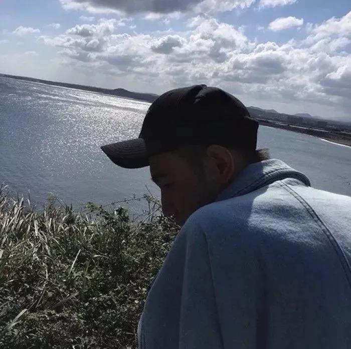 超丧成熟稳重的头像男,丧到极致的男生头像真人