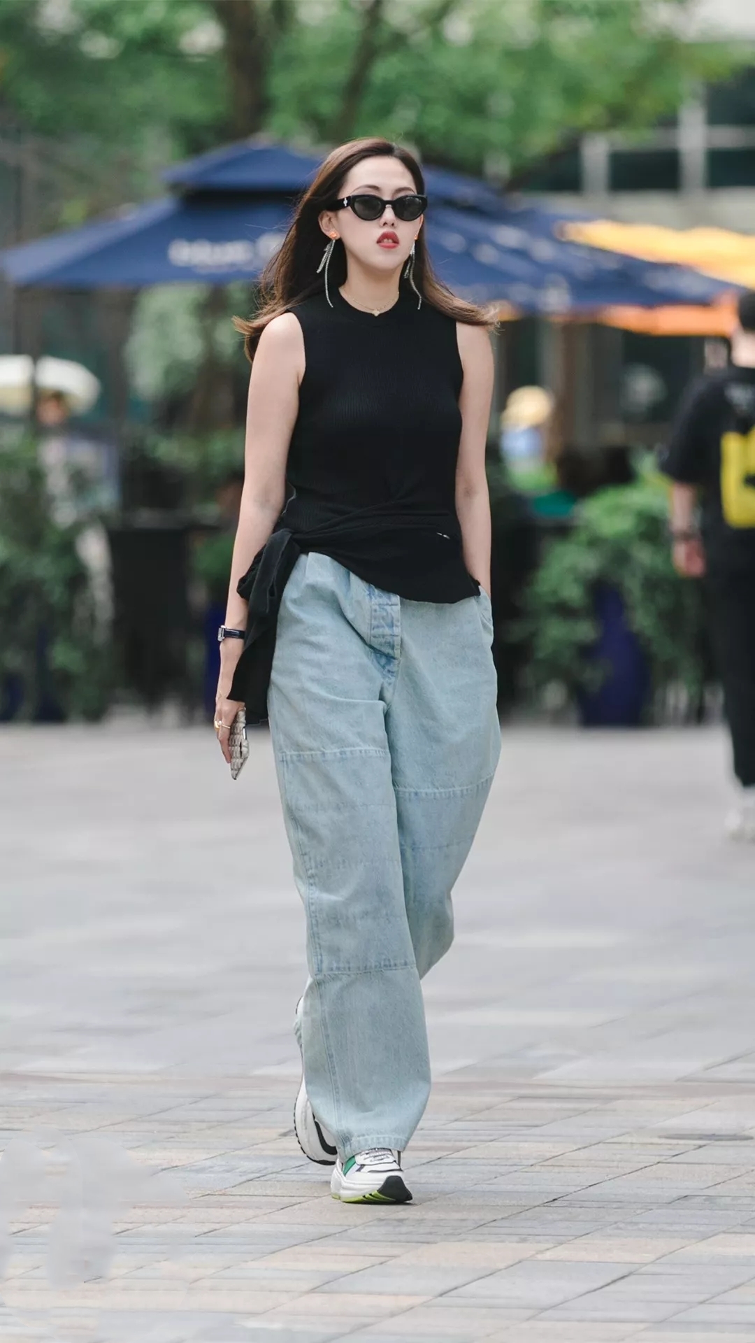 学会又帅又甜的“甜酷风”，加上瑜伽瘦身减脂，你就是街头潮人