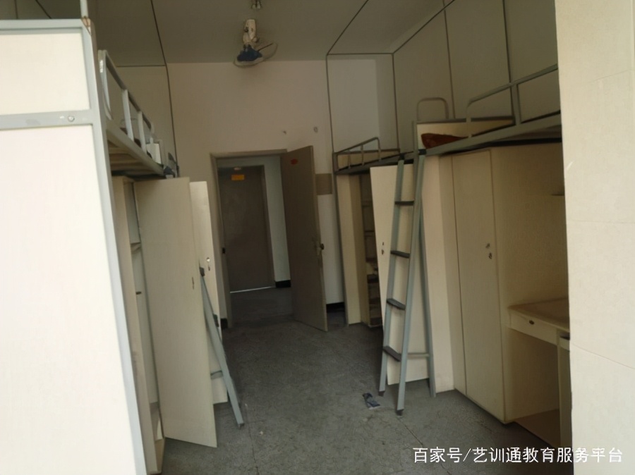 文科大学宿舍条件排名,全国学院宿舍条件排名