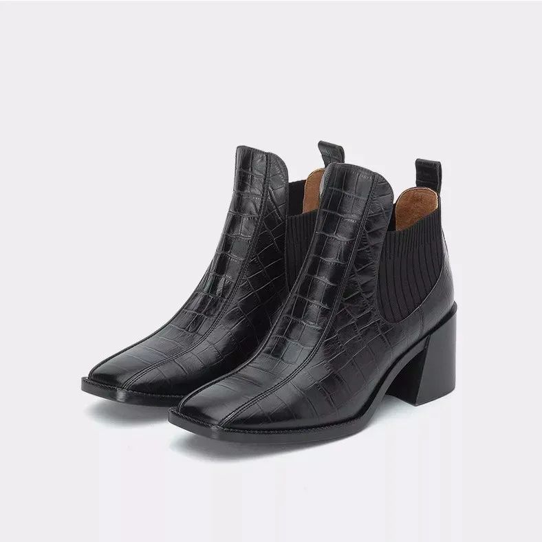 颜值高又好穿的鞋子推荐,春夏值得入手的10款鞋子