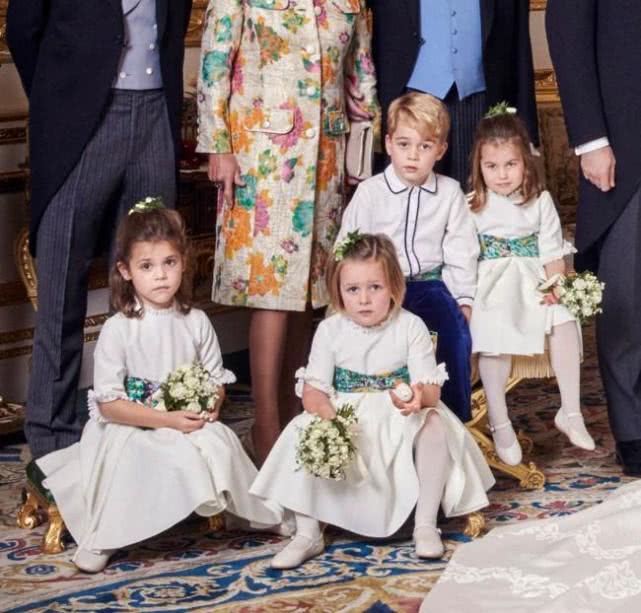 英女王的曾孙女夏洛特,英国女王和她的曾孙女夏洛特