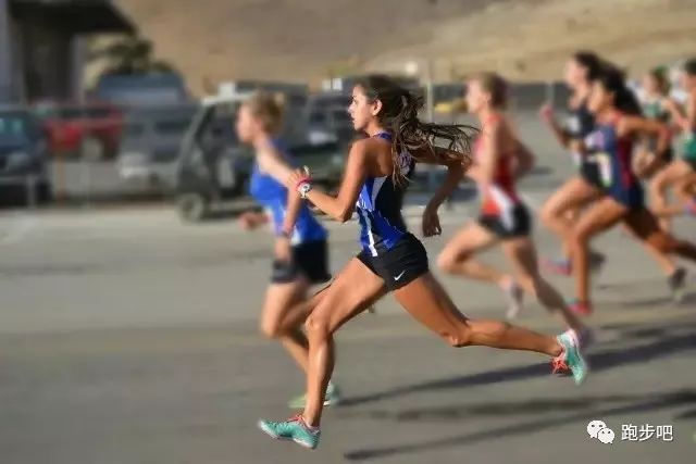 初跑者提高跑量训练计划,如何提升走跑时的呼吸效率