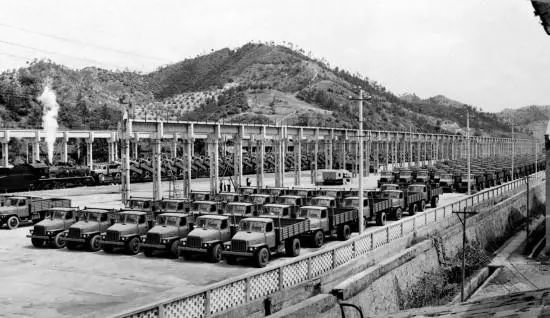 二汽，那些永不消失的代号！毛主席67年前提出“要建设二汽”