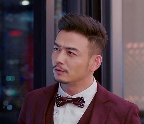 杨烁为什么这几年不红了,杨烁为什么突然不红了