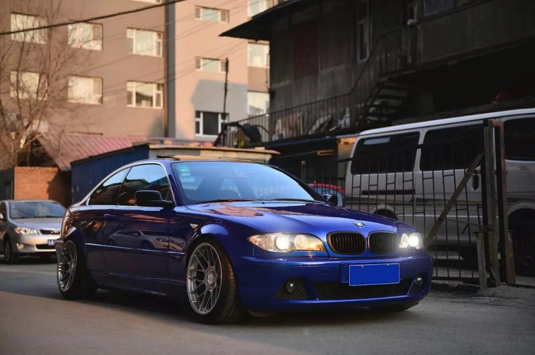 要不要花160万买宝马5系,新款宝马5系现身20t动力大增