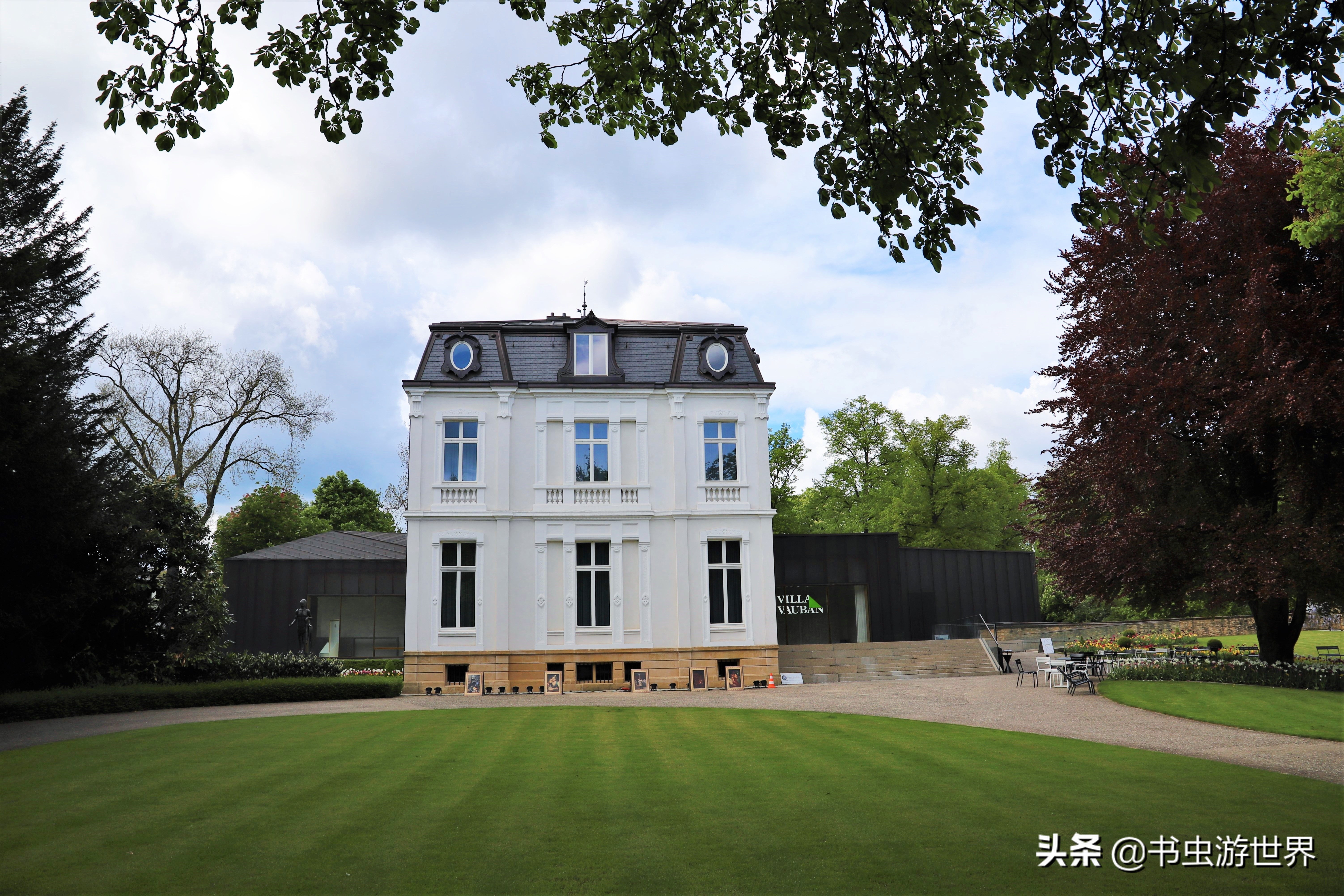 沃邦别墅中的趣味人体艺术展