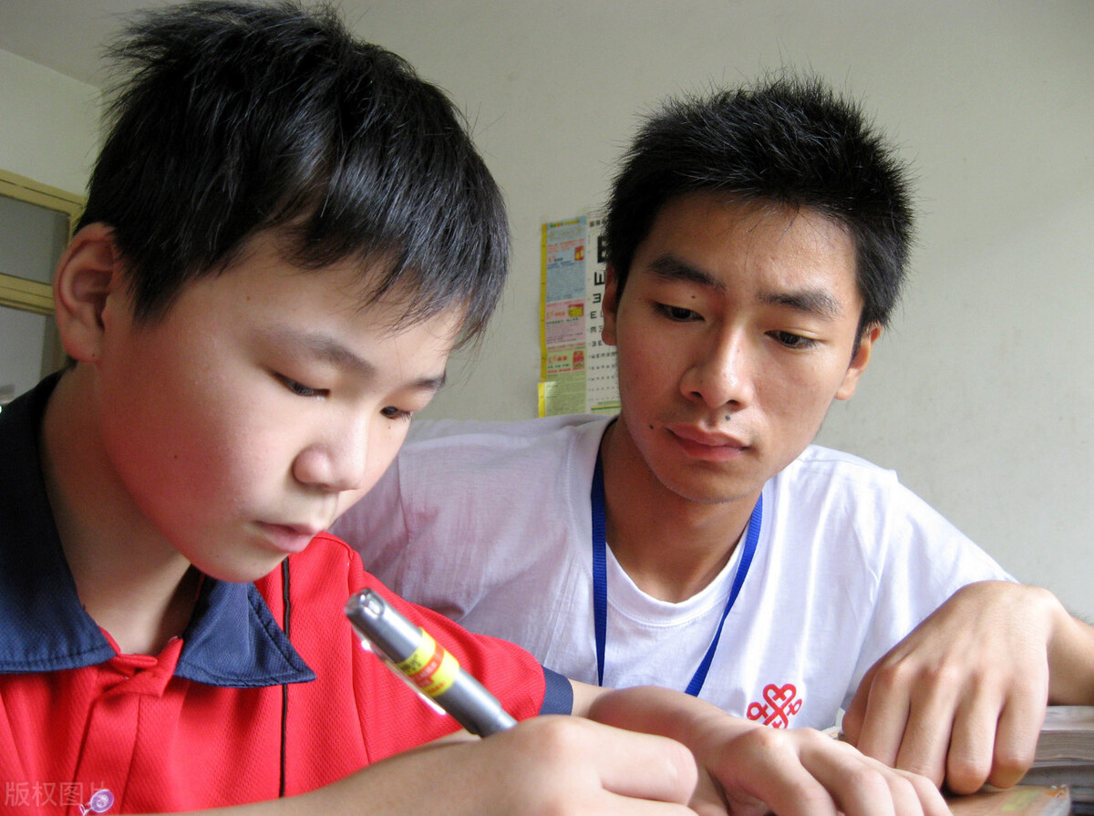 大学生做什么兼职能一个月6000,985大学生能做什么有价值的兼职