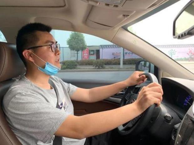 许敏和杜新枝对比,许敏和杜新枝两家谁条件更好