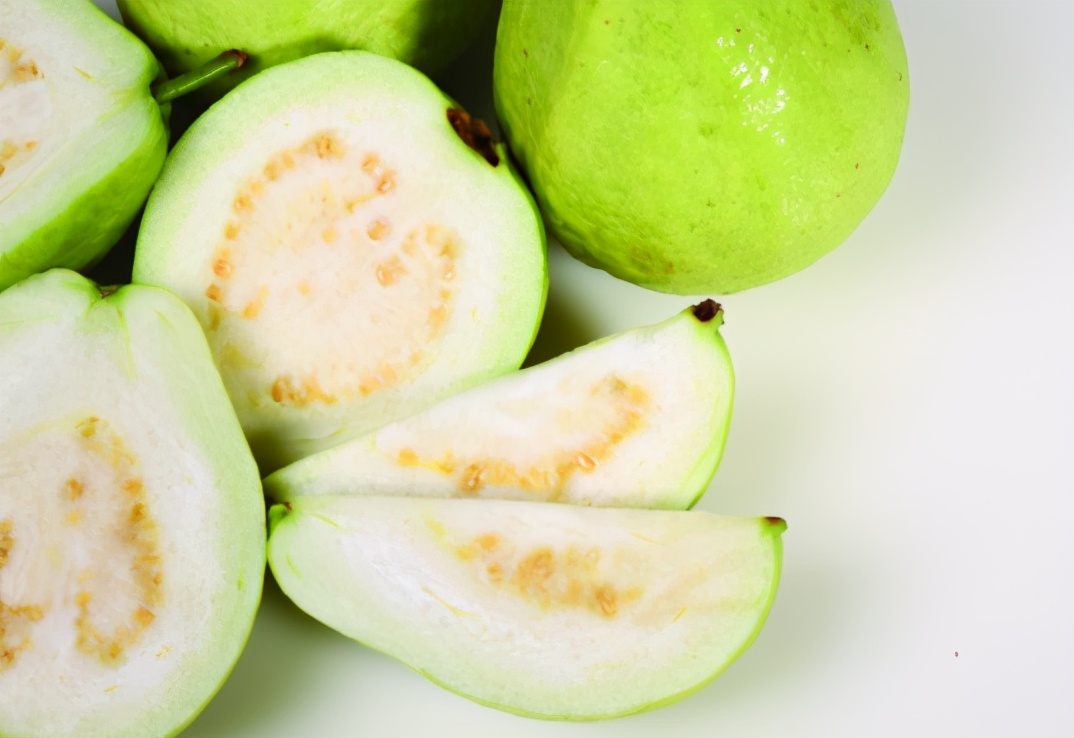 芭乐番石榴有什么营养,番石榴和芭乐是一种水果吗