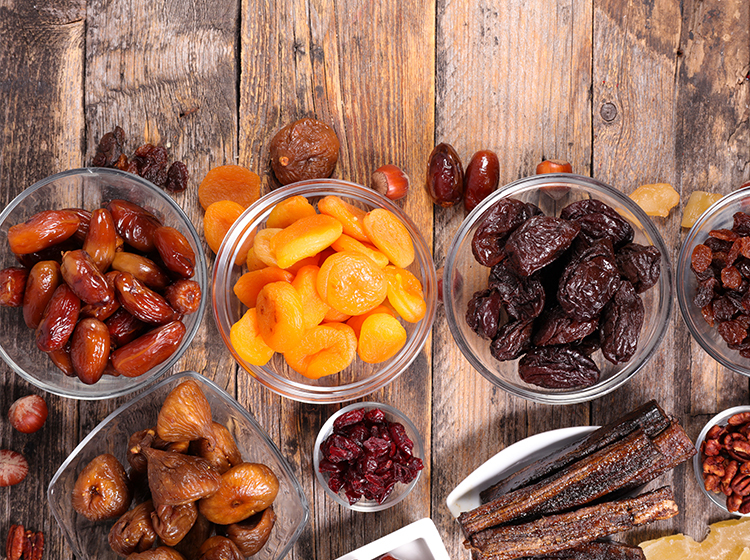 龟苓膏小零食,龟苓膏阿胶糕的功效