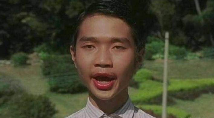 周星驰拍戏失误造就的经典,周星驰演员即兴发挥成为经典