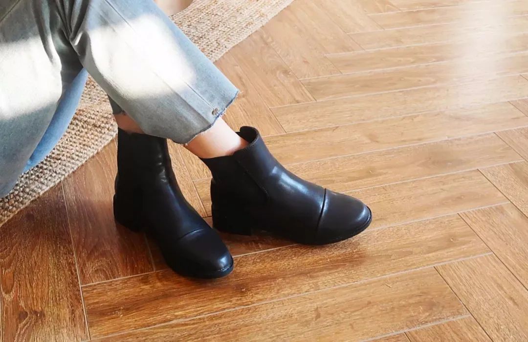 颜值高又好穿的鞋子推荐,春夏值得入手的10款鞋子