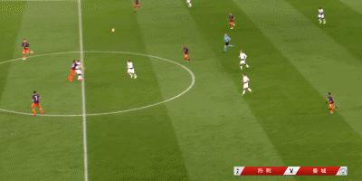 裁判var点球判罚视频,裁判看完var给点球手指向哪儿
