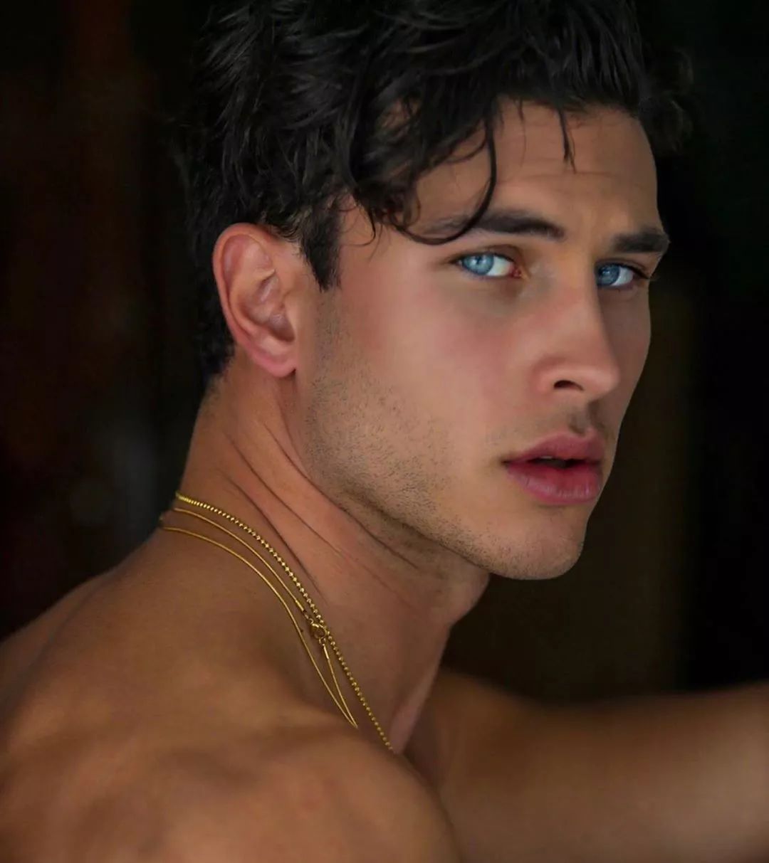 意大利男模白皮肤,意大利博洛尼亚帅哥