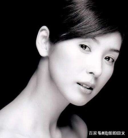 聪明的女人最吸引人的三个特征,这才是女人最有魅力的五个特征