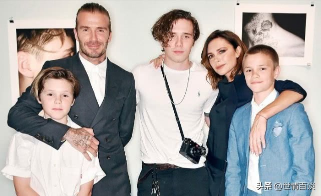 英国足球运动员贝克汉姆,贝克汉姆看到小七