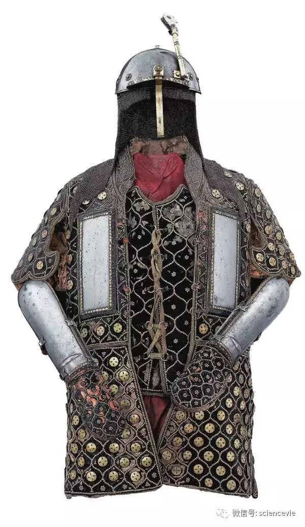盘点电影中花里胡哨的武器,影视剧中的盔甲为什么都是布甲