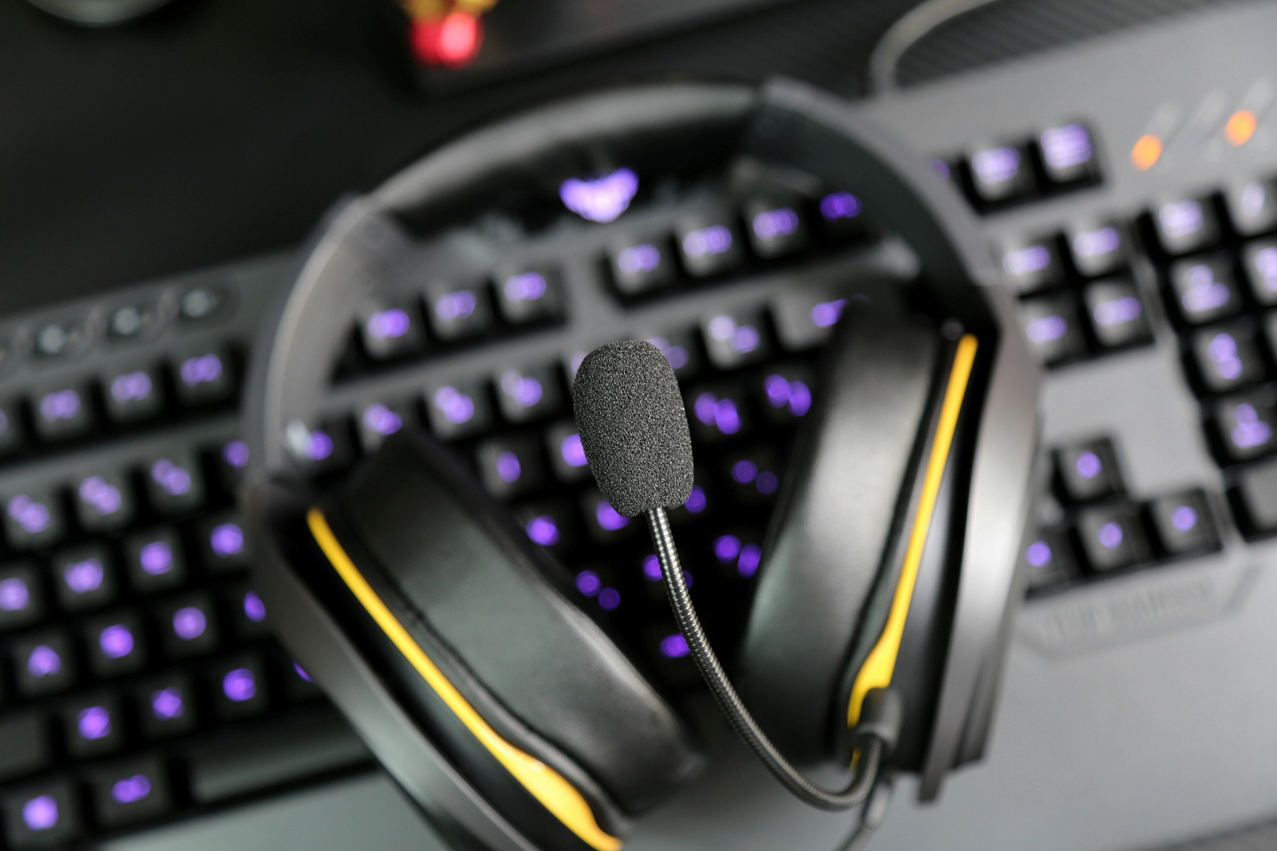 华硕tuf全家桶最高配,华硕tuf电竞特工1650s怎么样