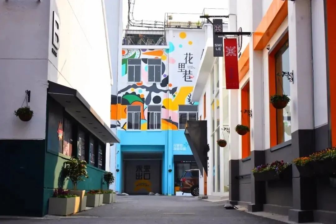 苏州三个比较好玩而且很近的地方,苏州现在哪里最值得玩